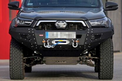 PREDNY-PEVNOSTNY-NARAZNIK-MORE4X4-TOYOTA-HILUX-2015+ (1)